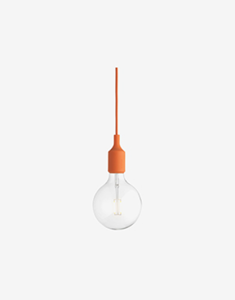Juicy pendant lamp with a tangerine cord